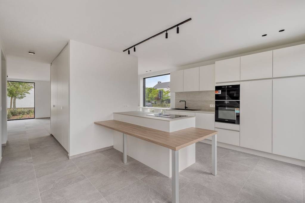 Huis te huur in Beveren-Kruibeke-Zwijndrecht met 3 slaapkamers
